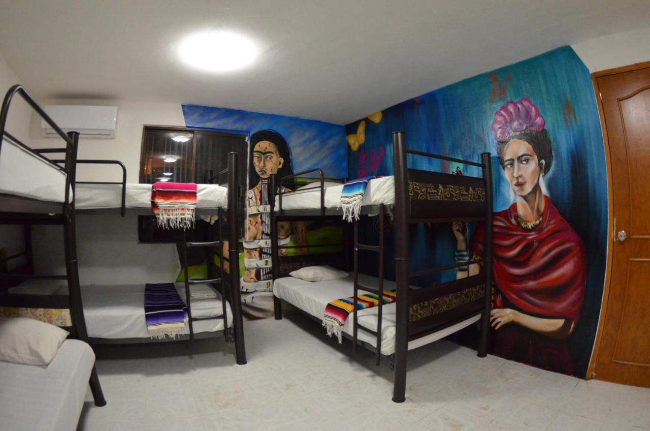 Fiesta Party Hostel - Канкун Экстерьер фото