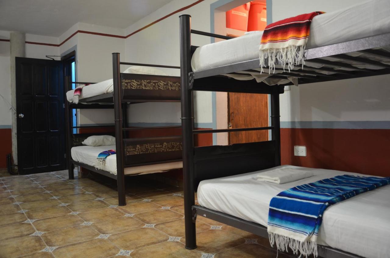 Fiesta Party Hostel - Канкун Экстерьер фото