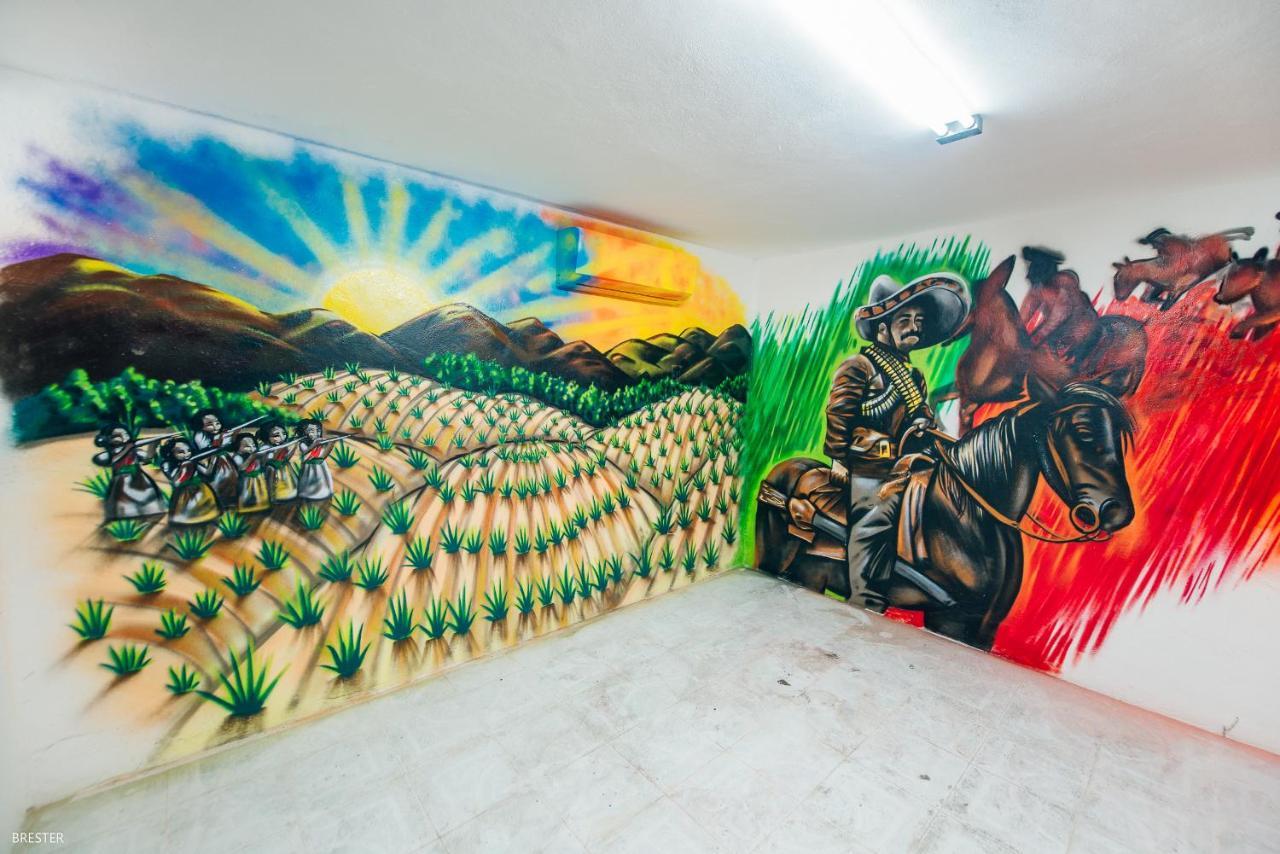 Fiesta Party Hostel - Канкун Экстерьер фото